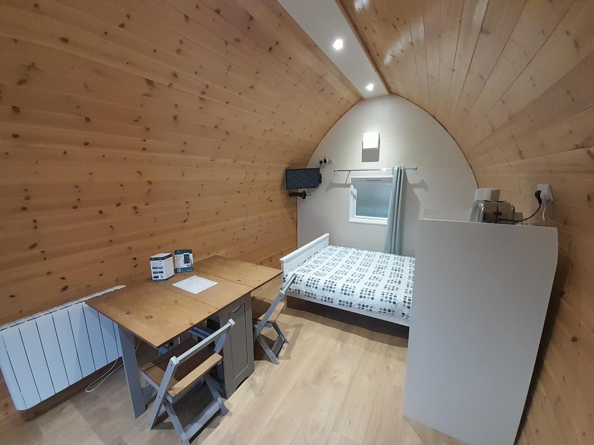 Callander Woods Holiday Park 客房 照片
